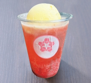 いちごクリームソーダ