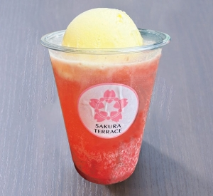 いちごクリームソーダ